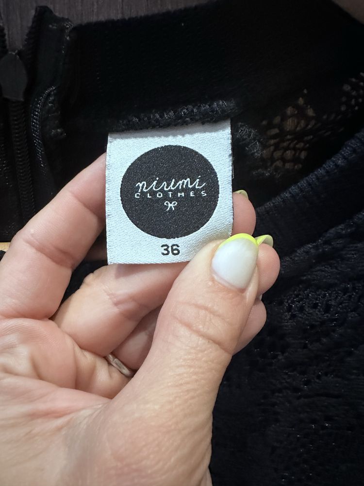 Ażurowa sukienka Niumi rozmiar xs