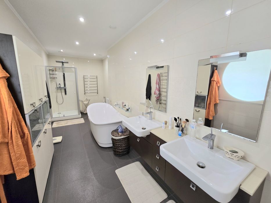 Оренда автономного будинка 350 м2 з охороною с. Гатне 3 км Теремки