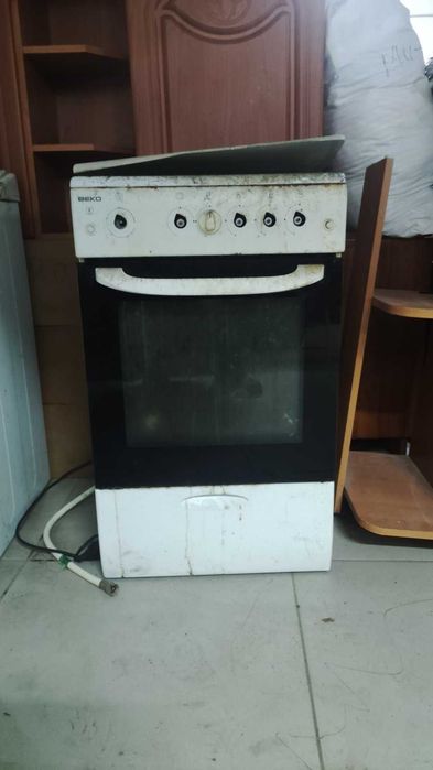 Газова плита Веко з електропідпалом