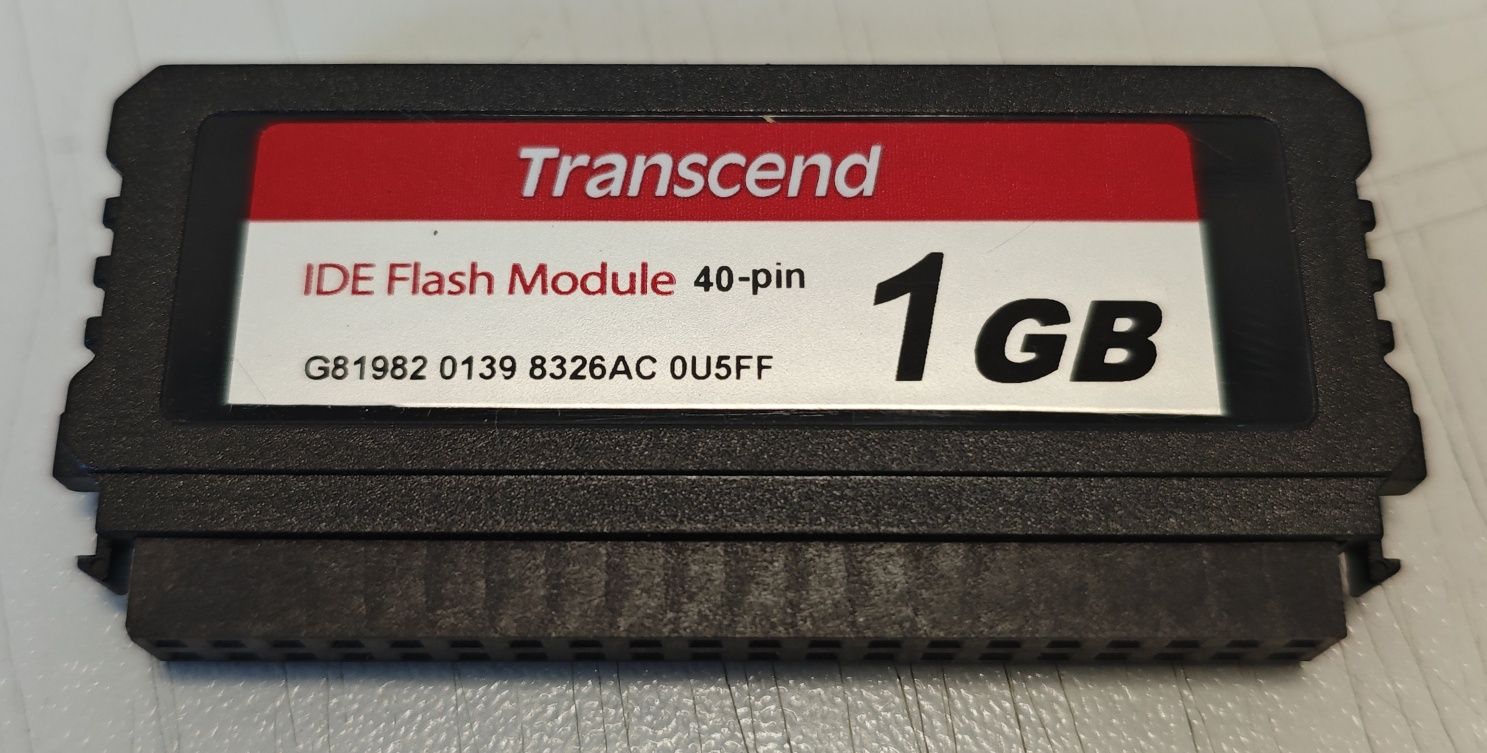 Transcend Dysk flash 1024MB z interfejsem IDE 40pin wtyk NOWY