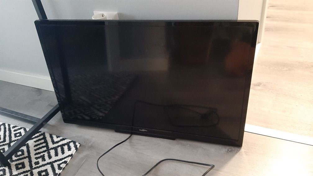 Televisão Schontech 32" avariada para peças