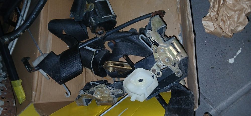 Varias peças BMW E30