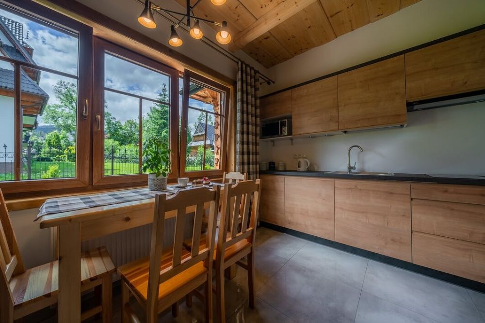 domek apartament regionalny 2-4-5 os  noclegi zakopane cyrhla ferie