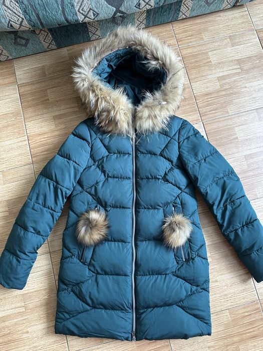 Куртка ,пуховик.