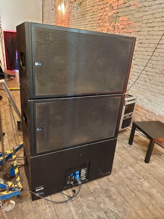 Sprzedam zestaw Meyer Sound HP 600+CQ1 w case