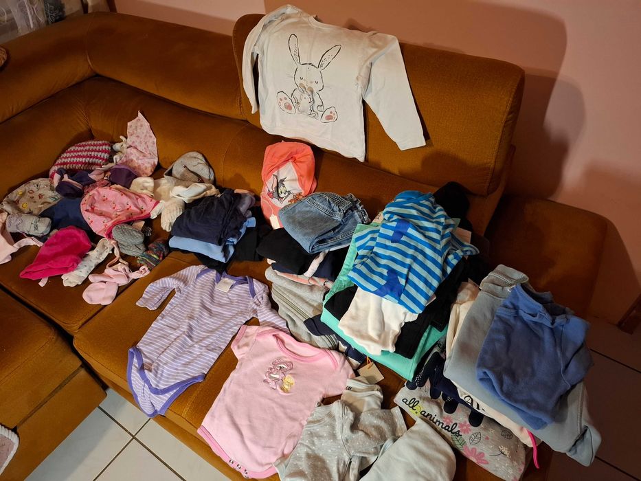 Ubrania dla dziewczynki..oszusci nie pisać