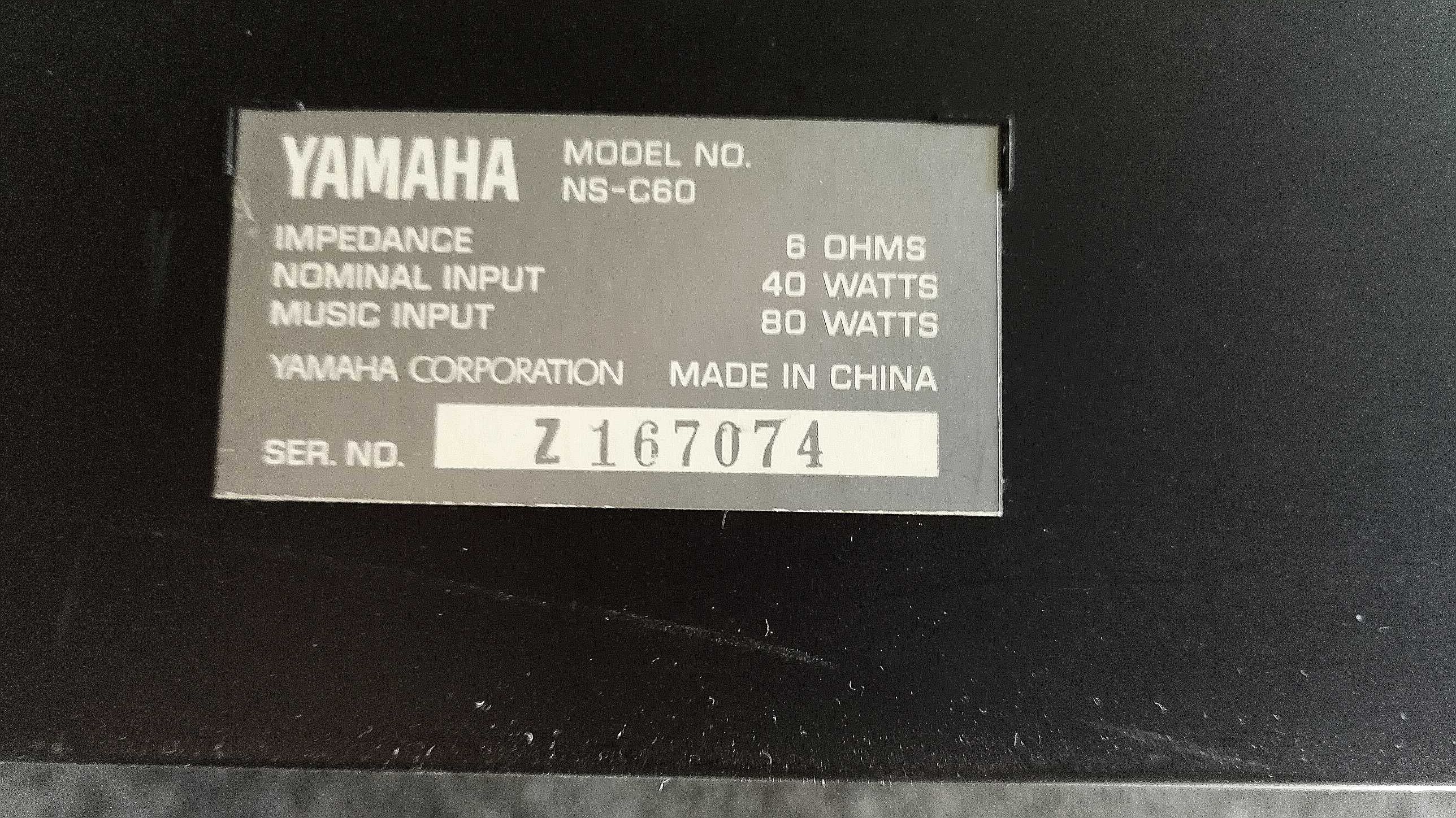 Coluna central YAMAHA  NS-C60