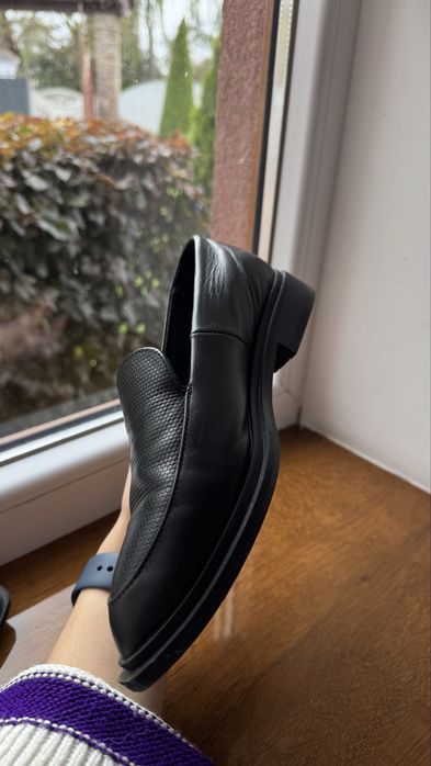 Лофери жіночі шкіряні