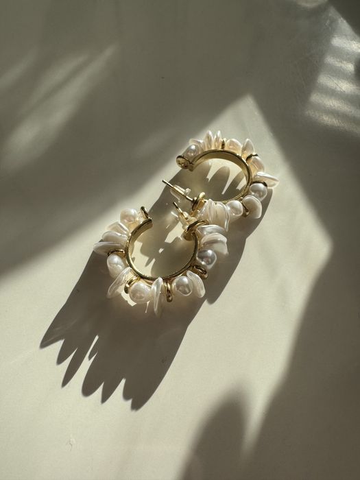 Сережки стильні різні