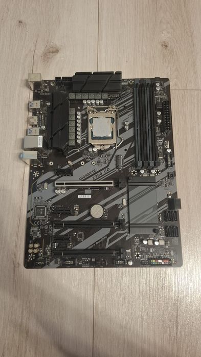I5 9400f + gigabyte z390 UD