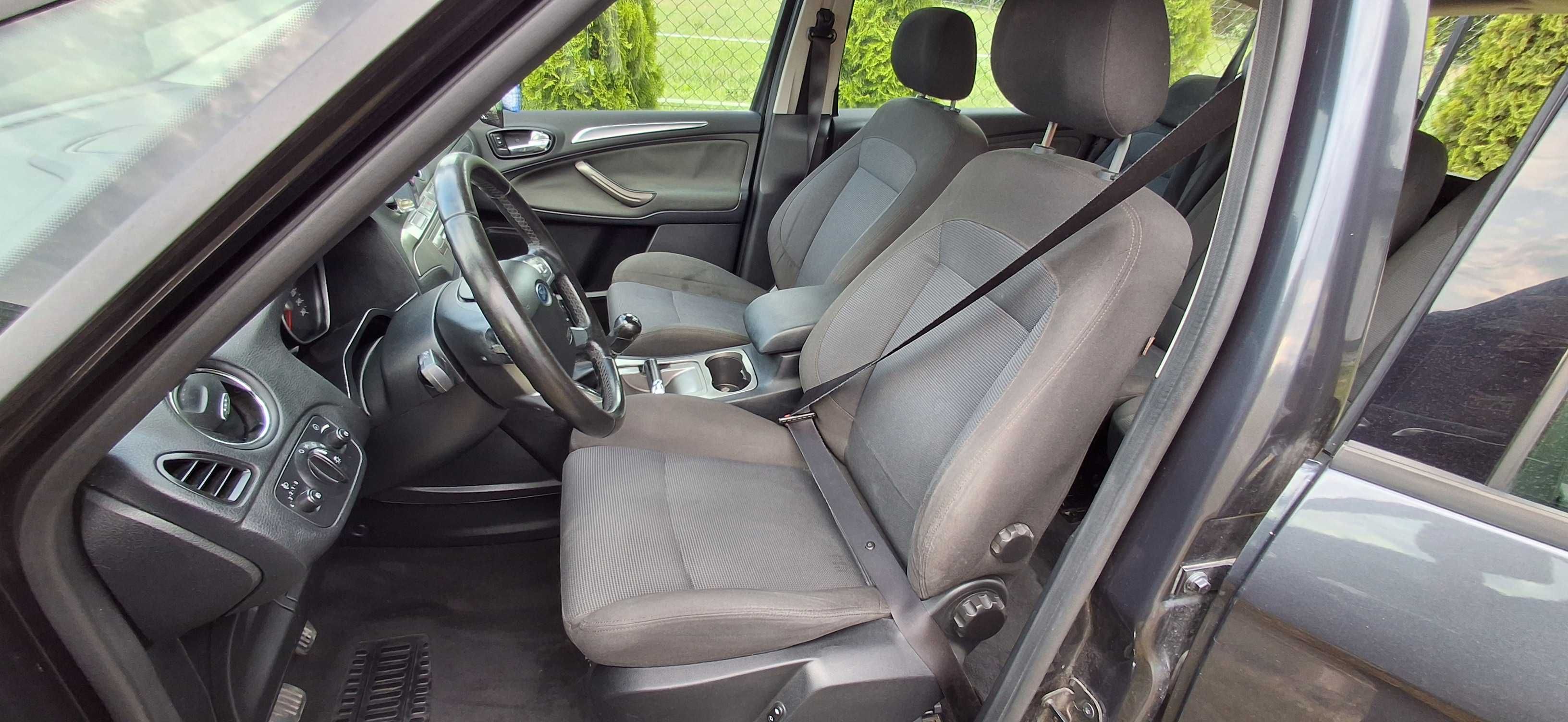 Ford S-Max z 2006r.
