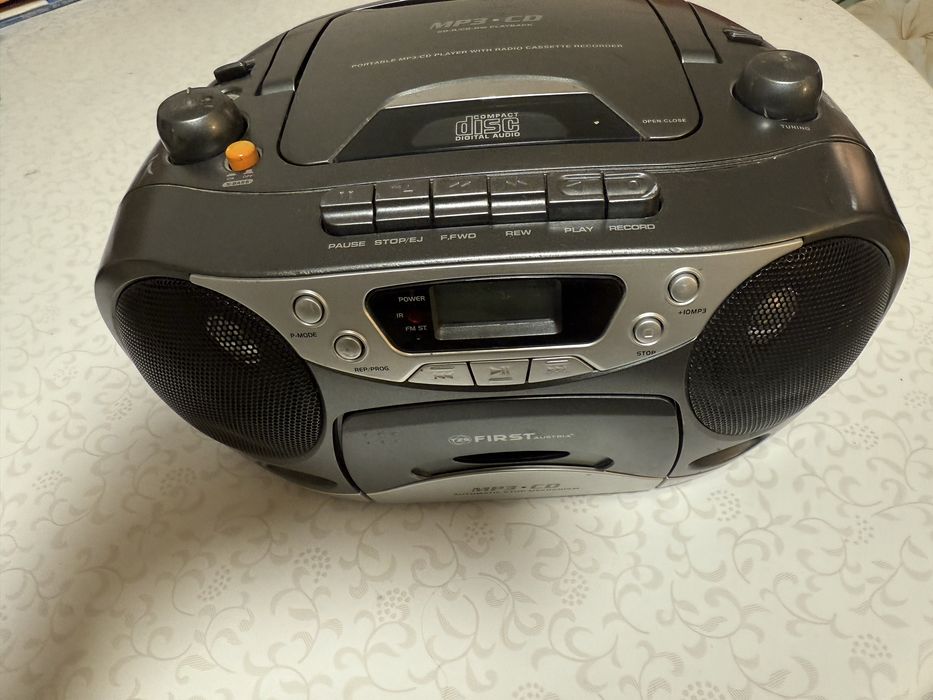 Radiomagnetofon cd boombox