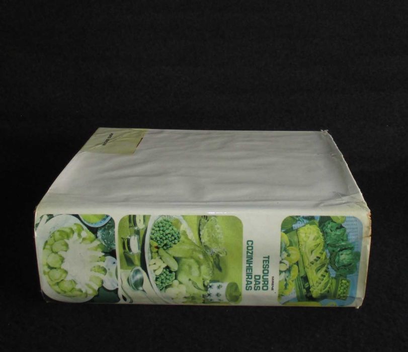 Livro Tesouro das Cozinheiras Miréne