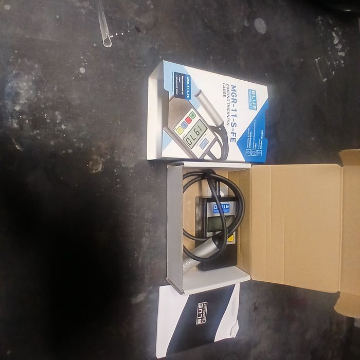 Miernik grubości lakieru