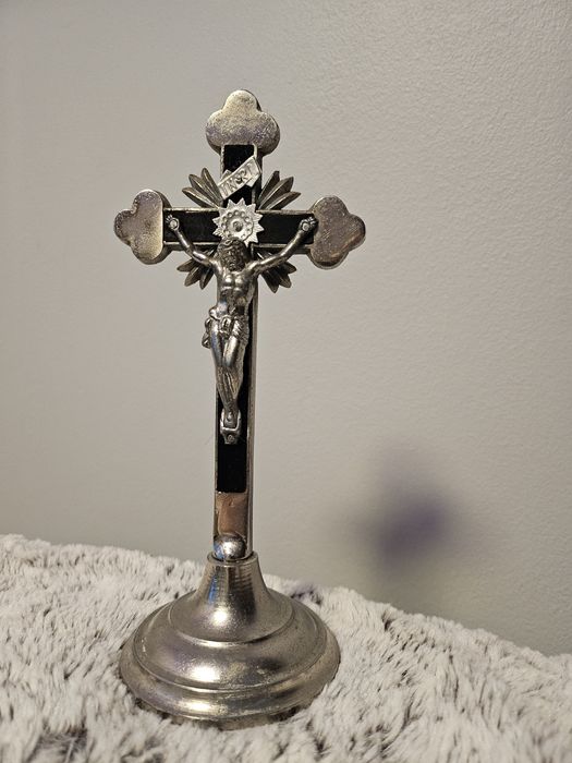 Krzyż stalowy krucyfiks 20,5 cm