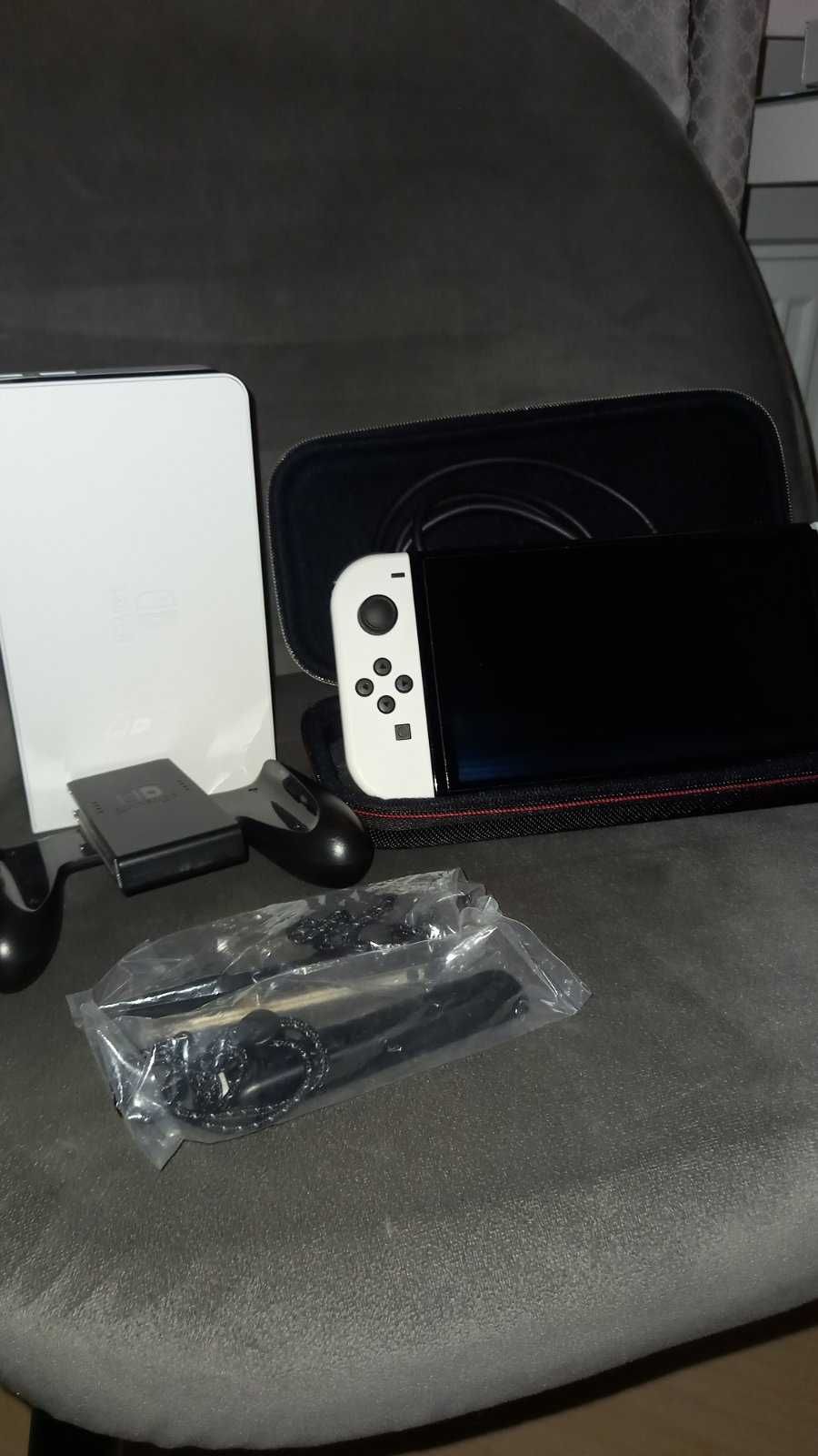 Nintendo Switch Oled White +Чохол