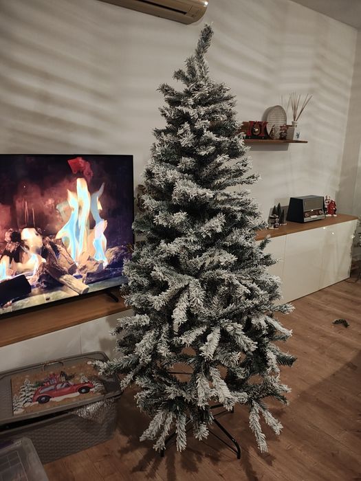 Arvore de natal com efeito neve 180cm