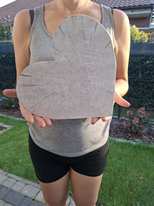 Drewniane serce biale