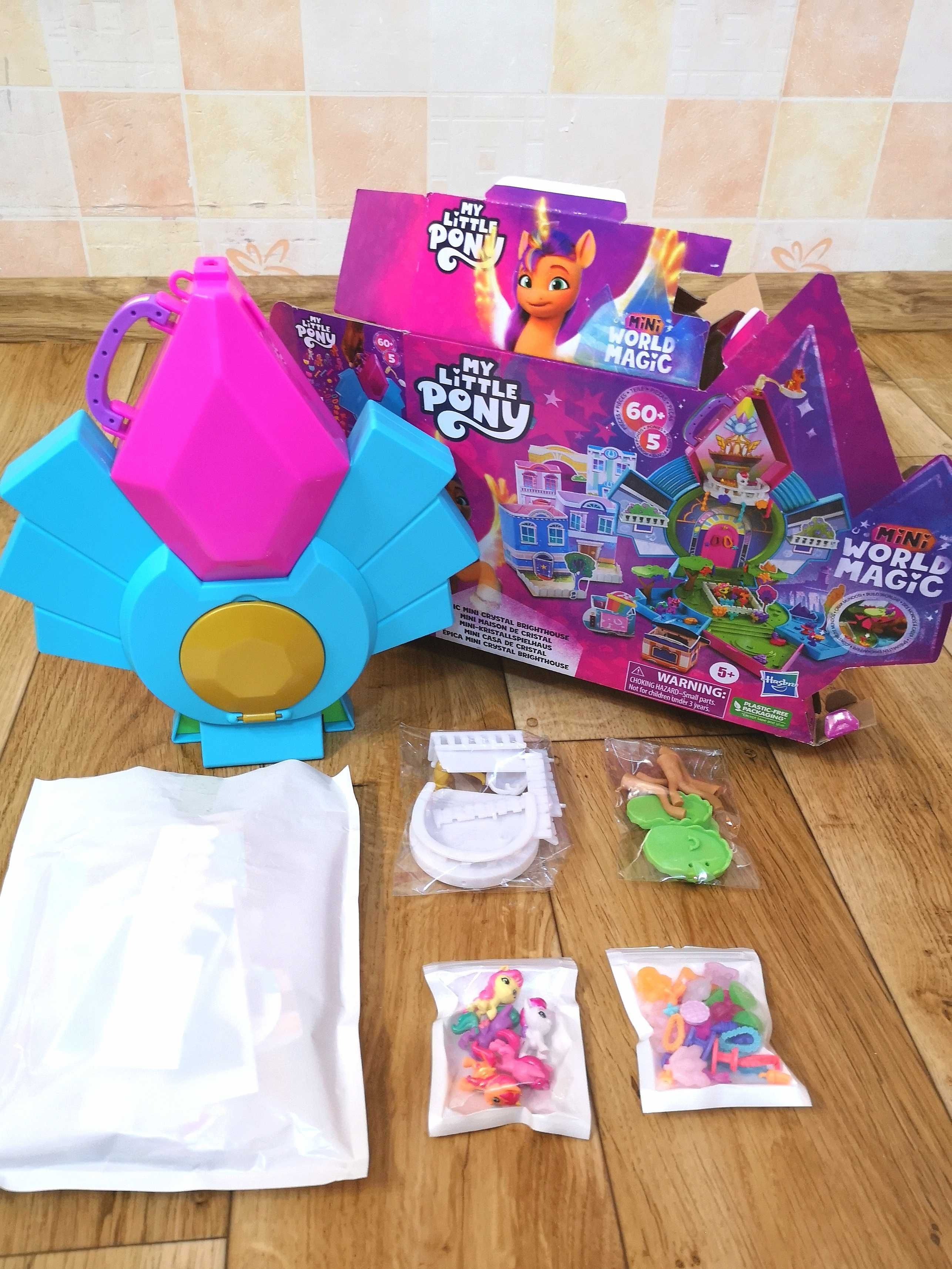 My Little Pony Mini World Magic domek do zabawy z kucykami i akcesoria