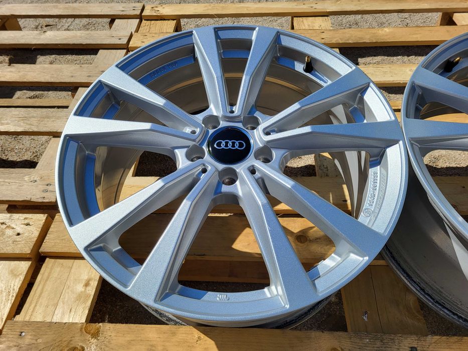 [888] Felgi aluminiowe 19 Cali 5x112 8J ET45 Audi VW Mercedes Skoda