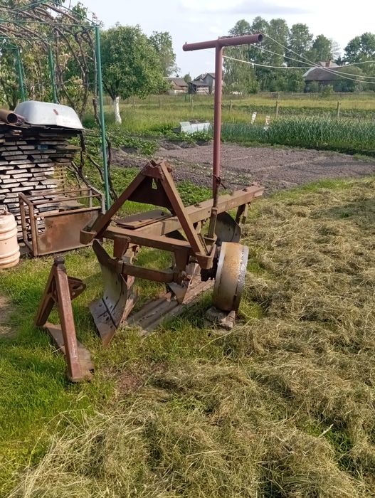 Продам трактор ЮМЗ-6АЛ.