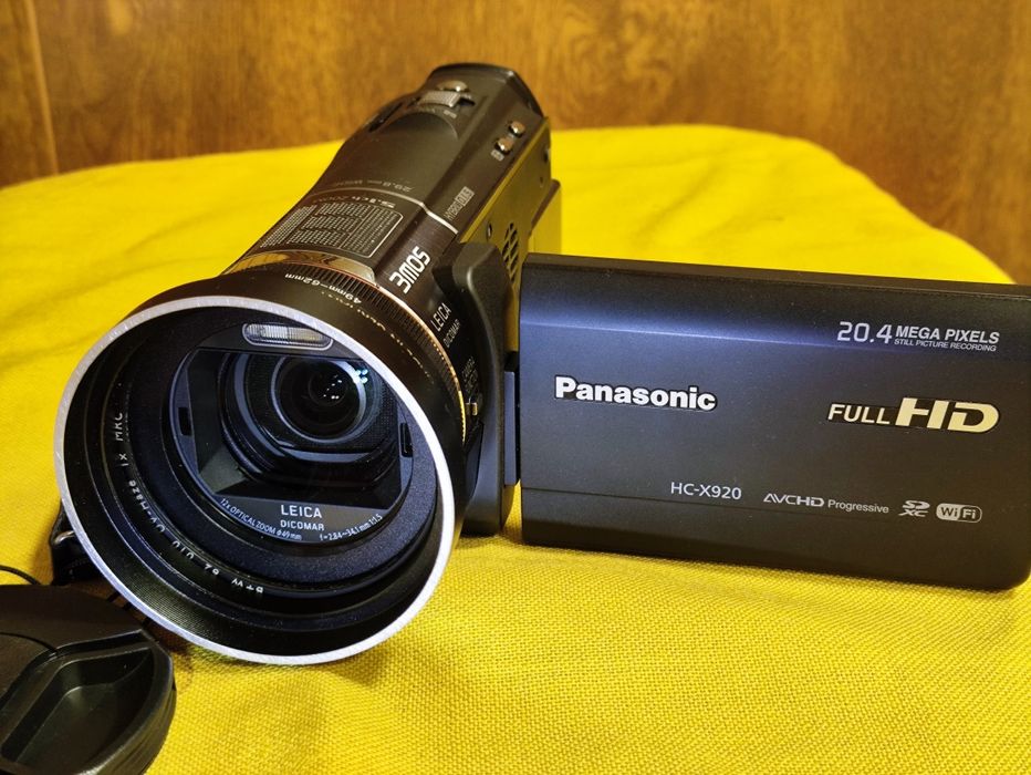 Відеокамера  Панасонік   HC-X920.