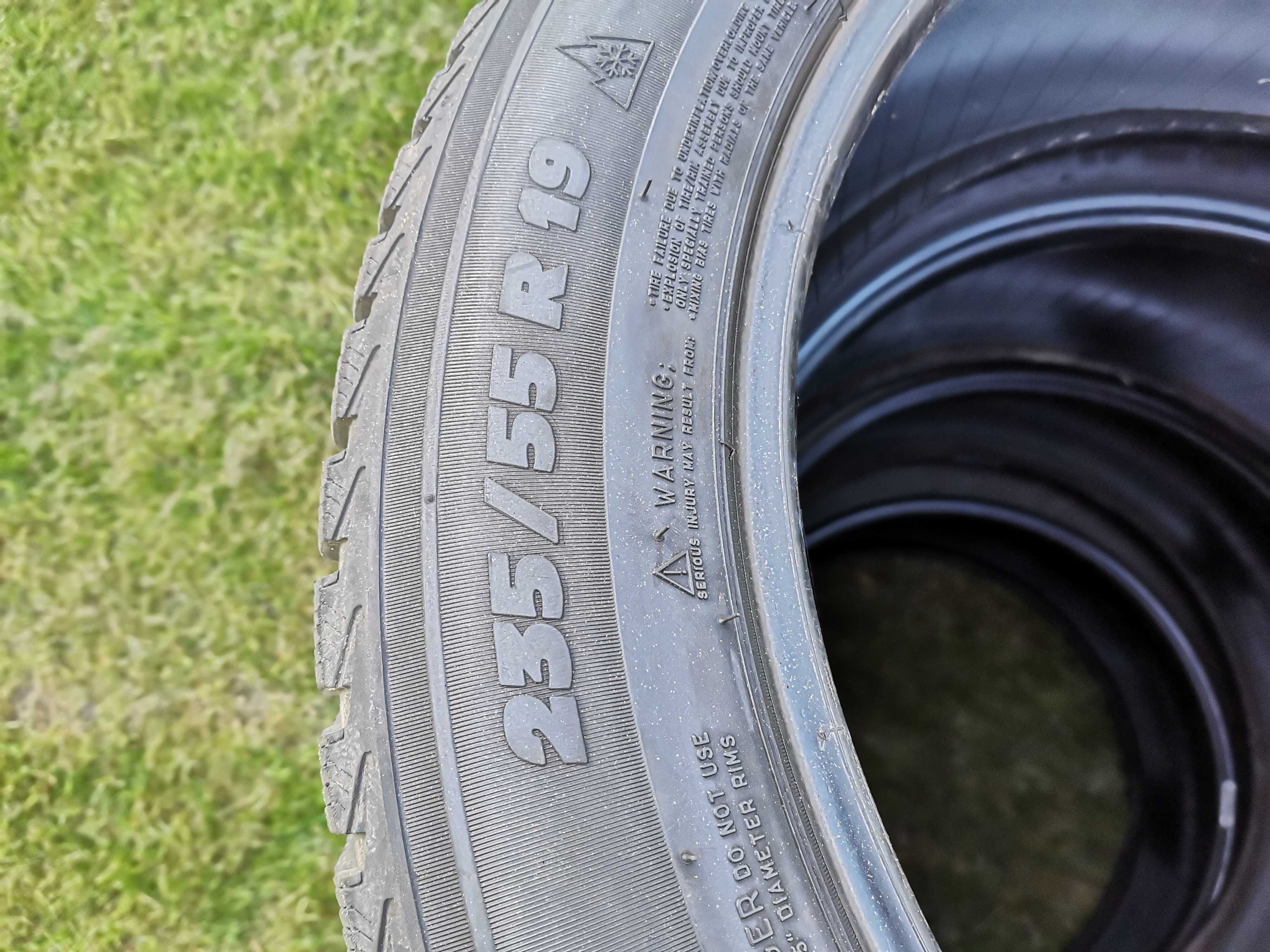 Opony wielosezonowe Michelin 235/55 R 19.