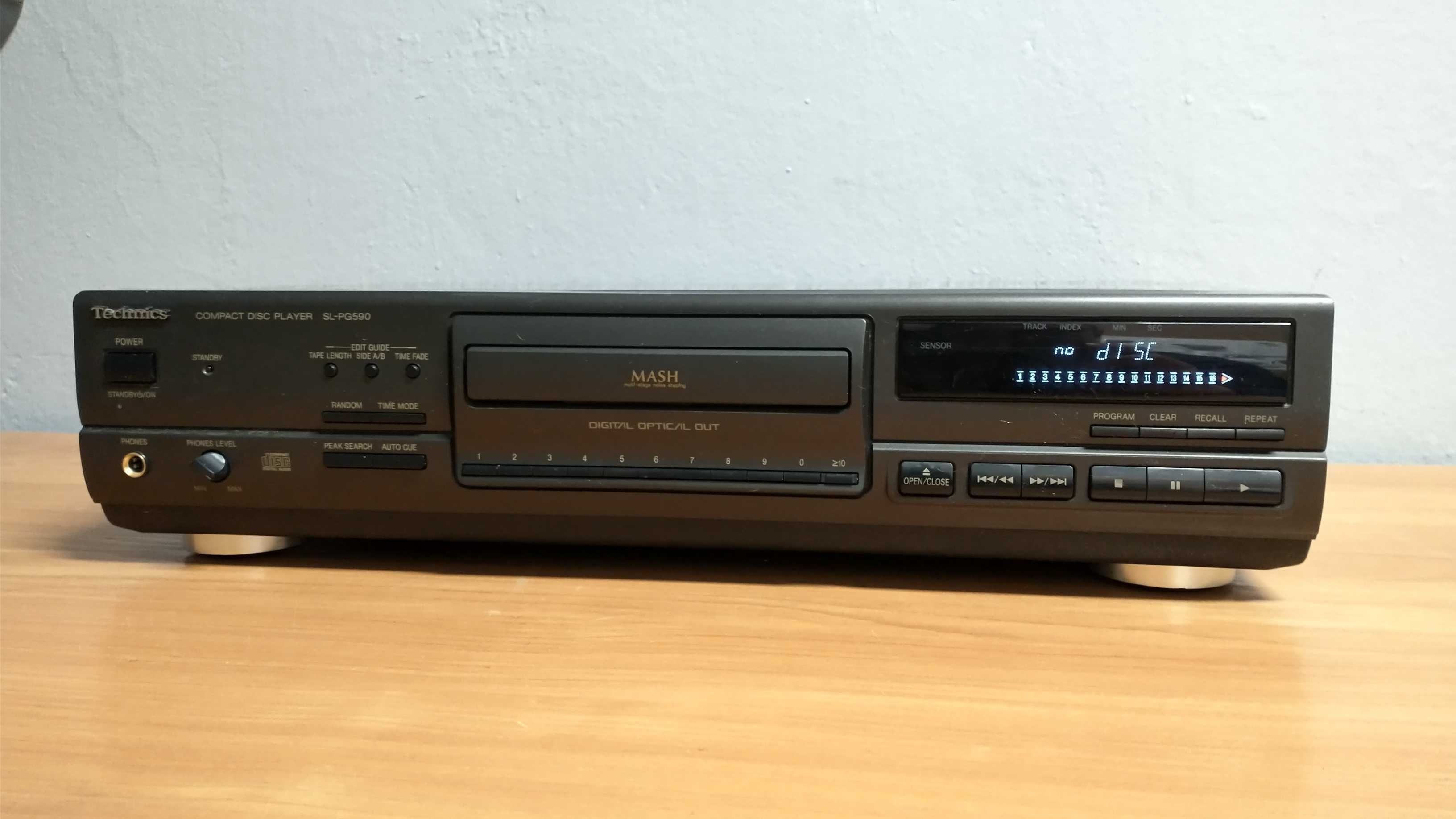 CD player TECHNICS SL-PG 590
