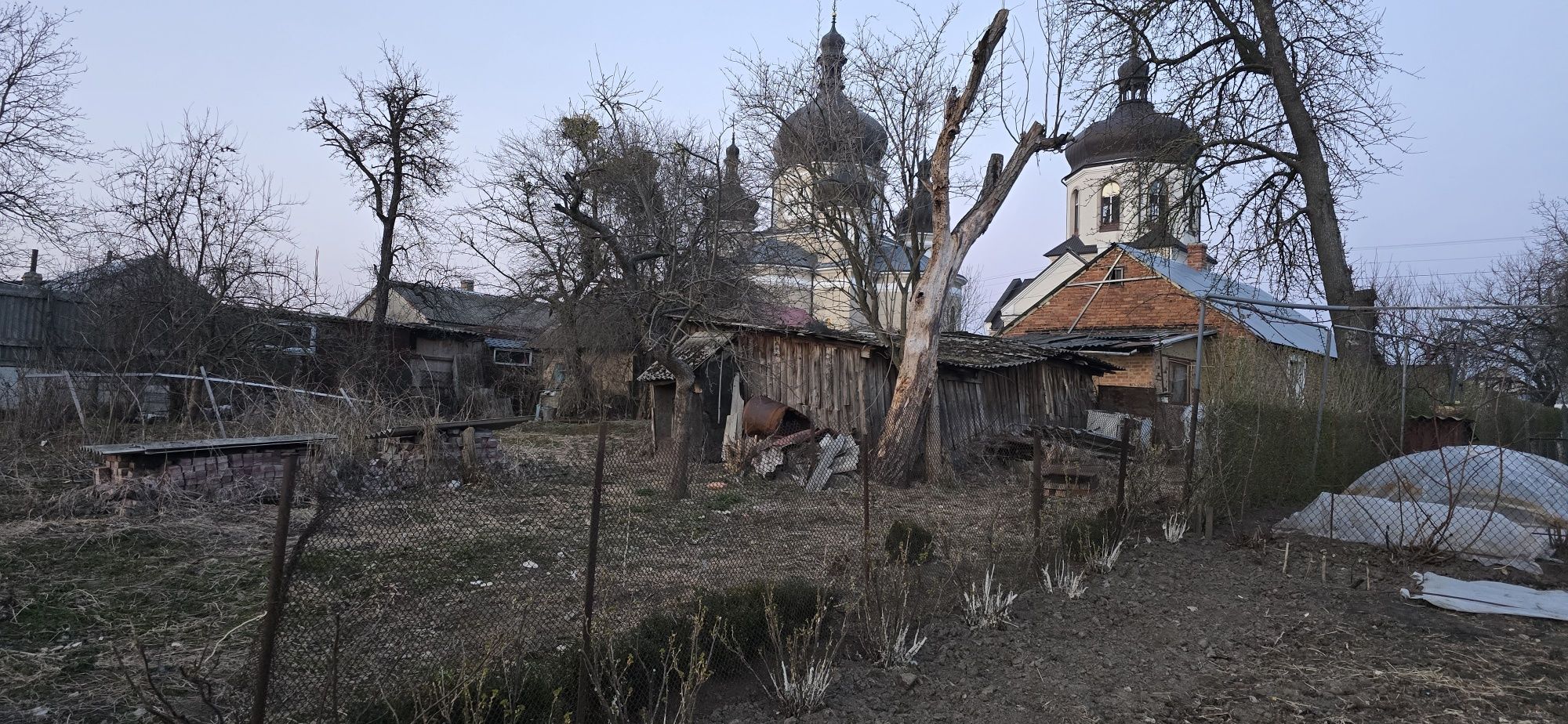 Ділянка з будинком с.Запитів