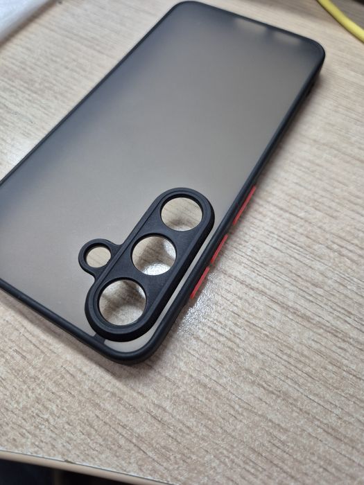Nowe etui Samsung Galaxy S25
