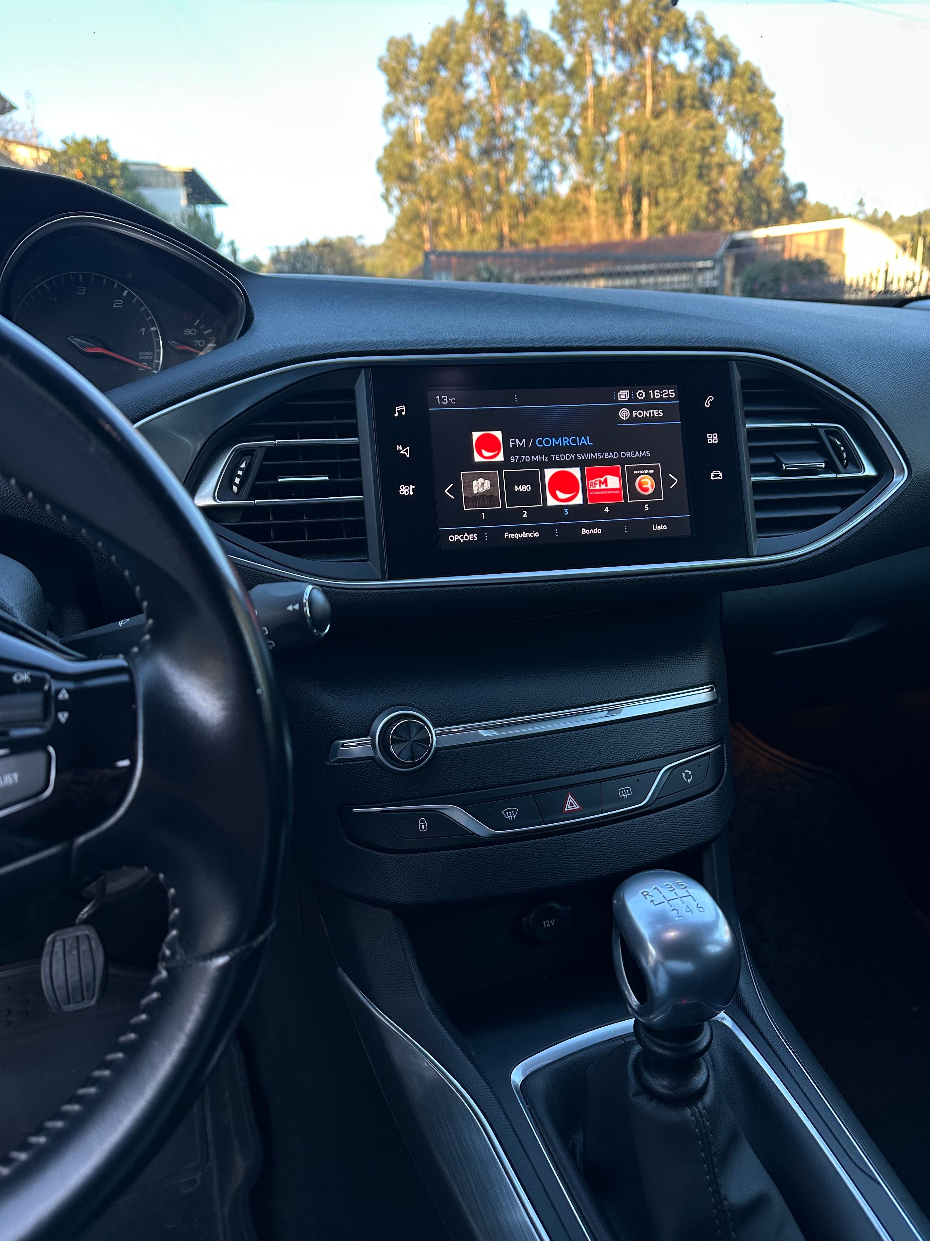Peugeot 308 2.0 150 cv