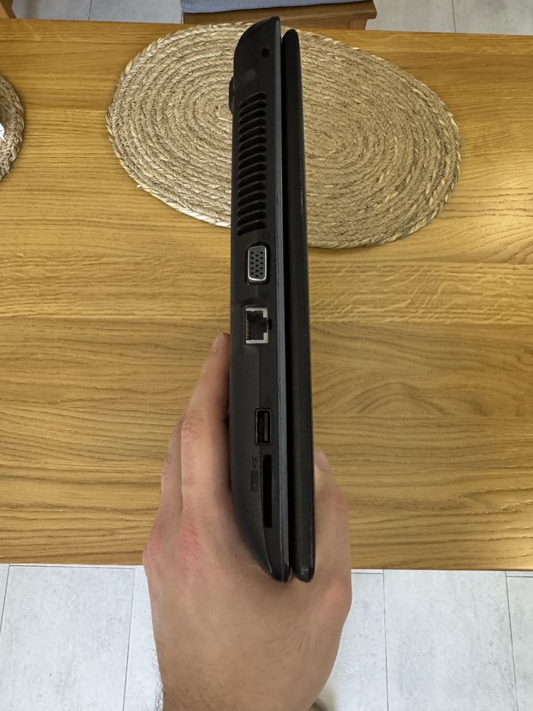 Ноутбук Acer / intel core i3 / 256gb / 4 gb ram