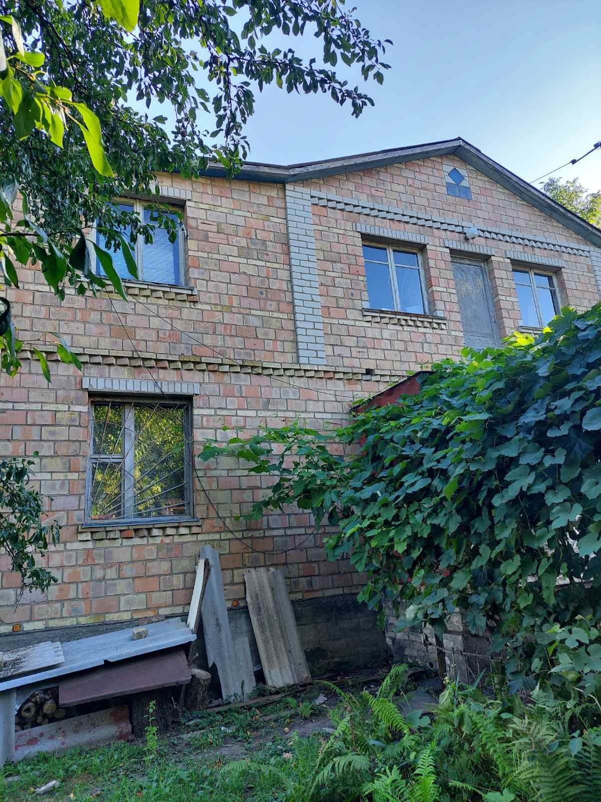 Продам будинок 35км від Києва, Броварський район.
