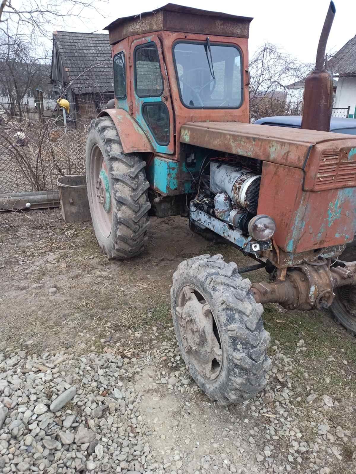 Продам трактор Т-40
