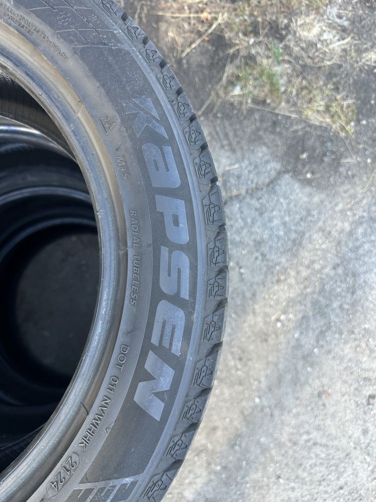 Продам зимнюю Резину 235/50 R17 состояние новой