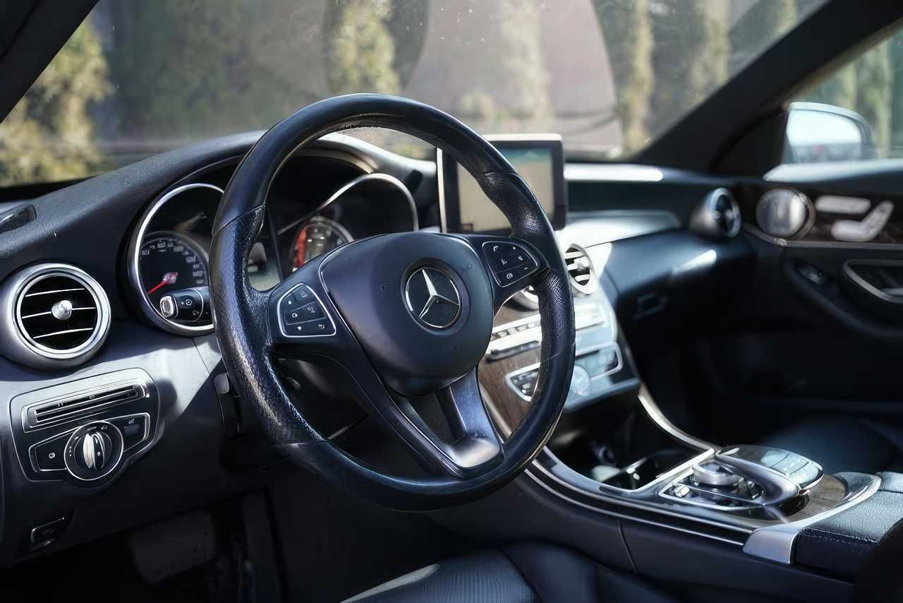 2018 Mercedes-Benz C 300 4MATIC