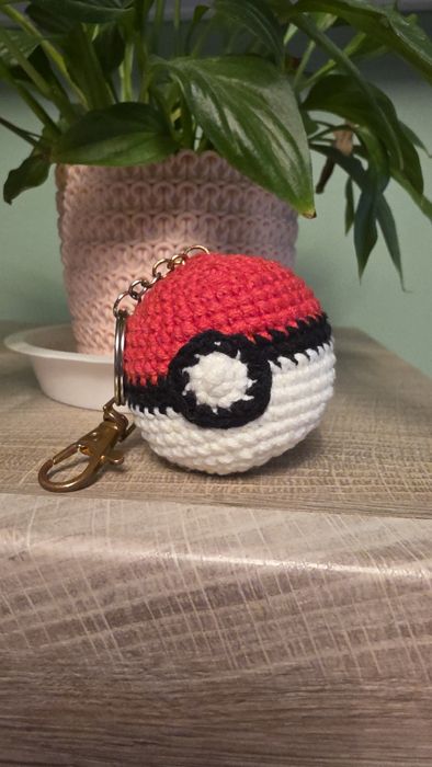 Pokeball na szydełku