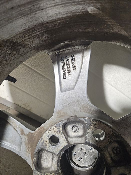 Koła oryginalne AUDI Ronal AUDI A4 B9 2019 rok 5x112 7,5J R17 Et38