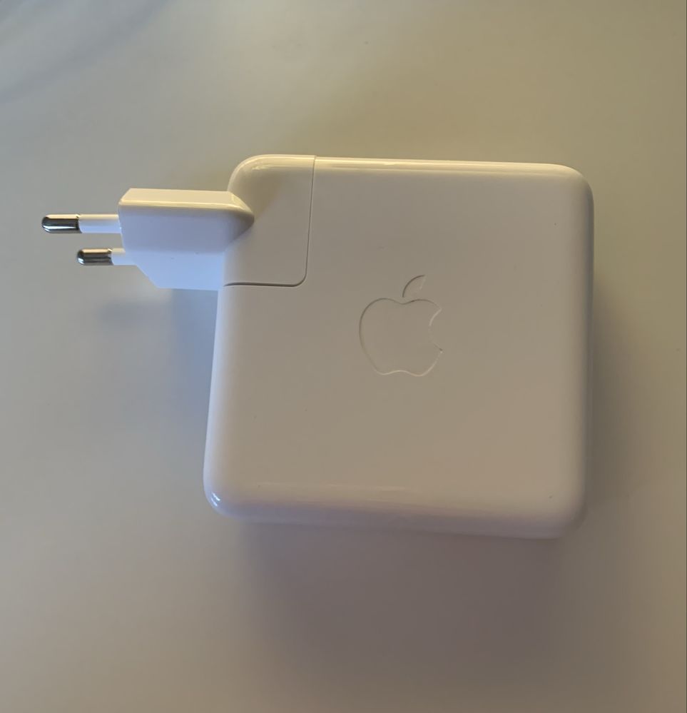 Adaptador de corrente Apple USB-C-67W