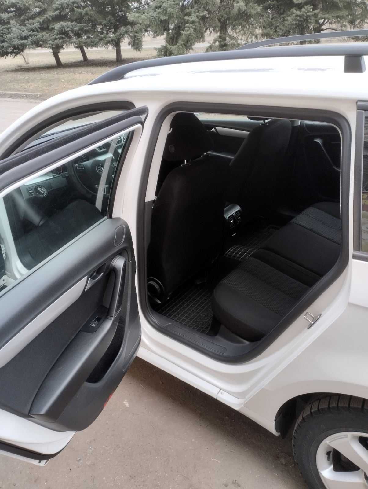 Volkswagen Passat B7 2013 2л дизель, механіка 6-ступ.