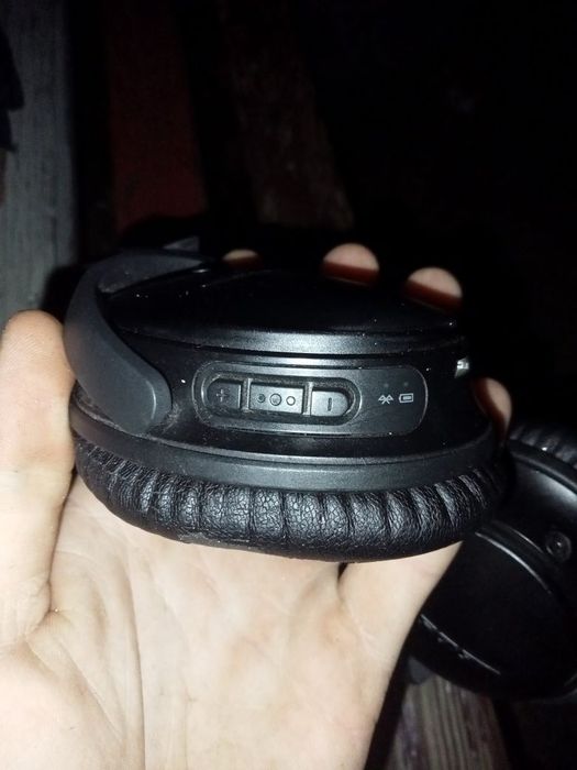 Навушники Bose орігінальні 4500  грн