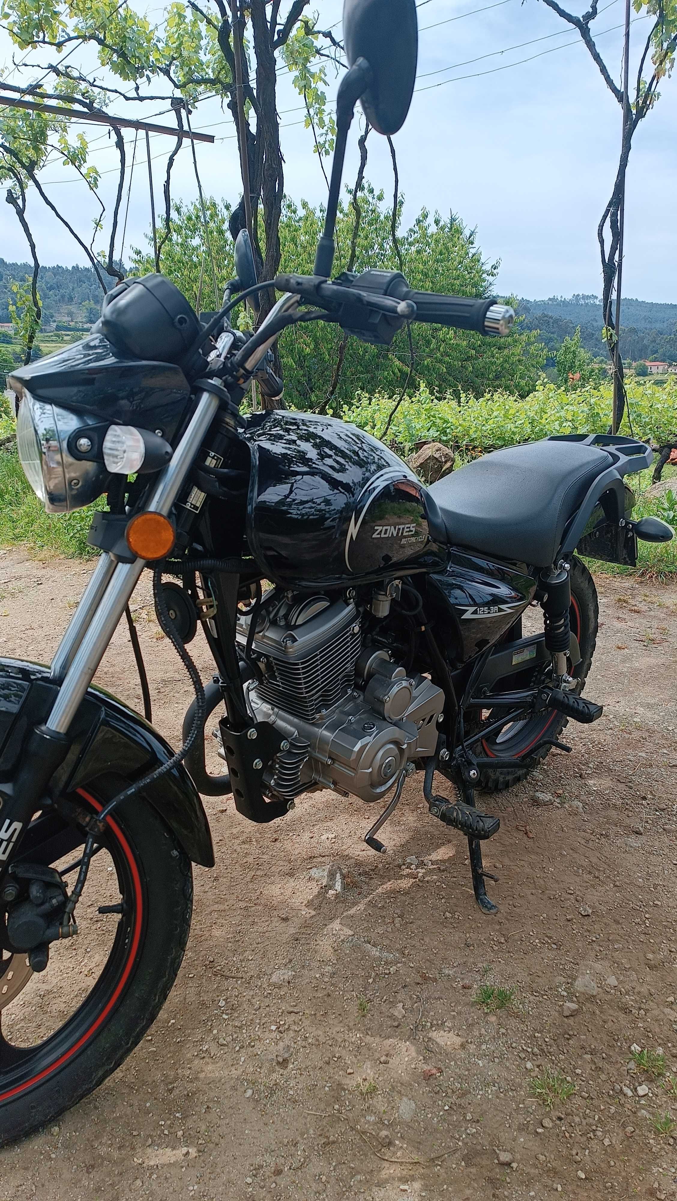 vende-se Zontes 125-3A