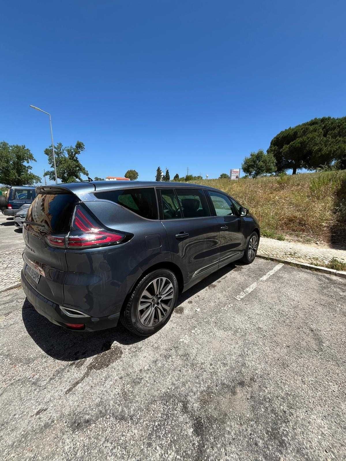 Renault Espace Initiale Paris