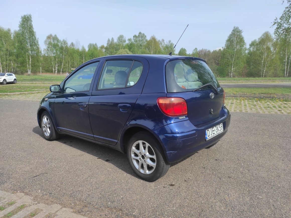 Toyota Yaris 1.3 5drzwi 2005r