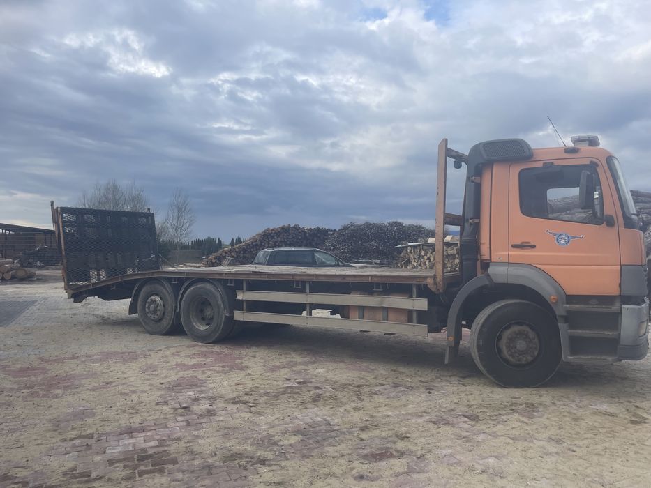 MERCEDES ATEGO najazd, laweta , pomoc drogowa , specjalny