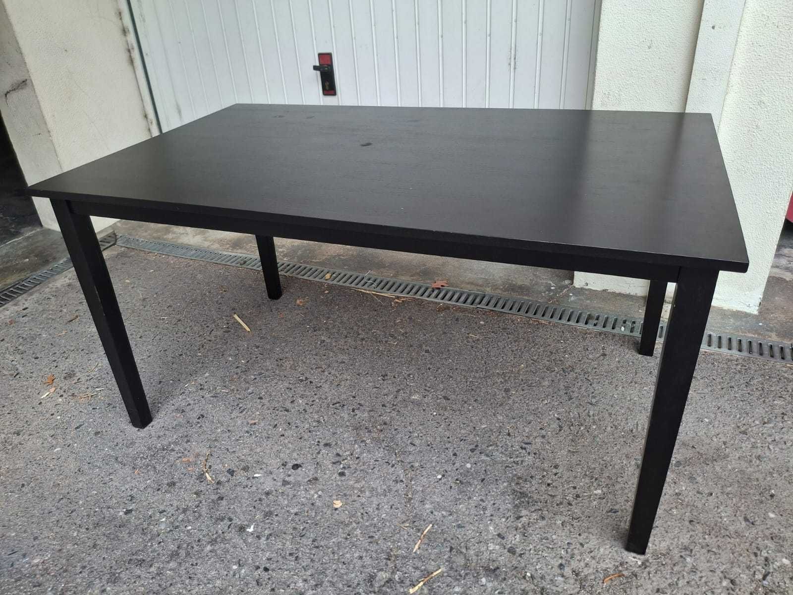 Mesa grande preta