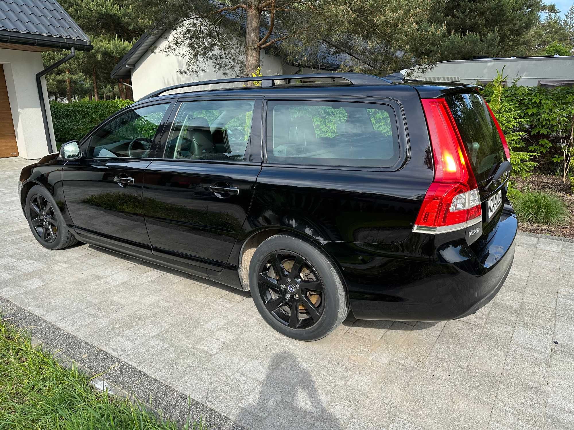 Volvo V70 D3 2014r. Black edition
