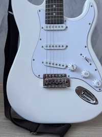 Електро гітара біла
