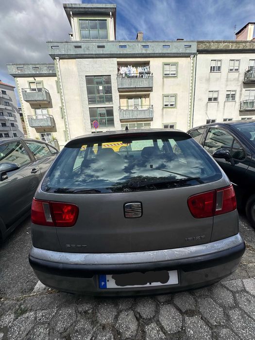 SEAT Ibiza 1.0 MPI - SÓ 141.536 KM - Negociável