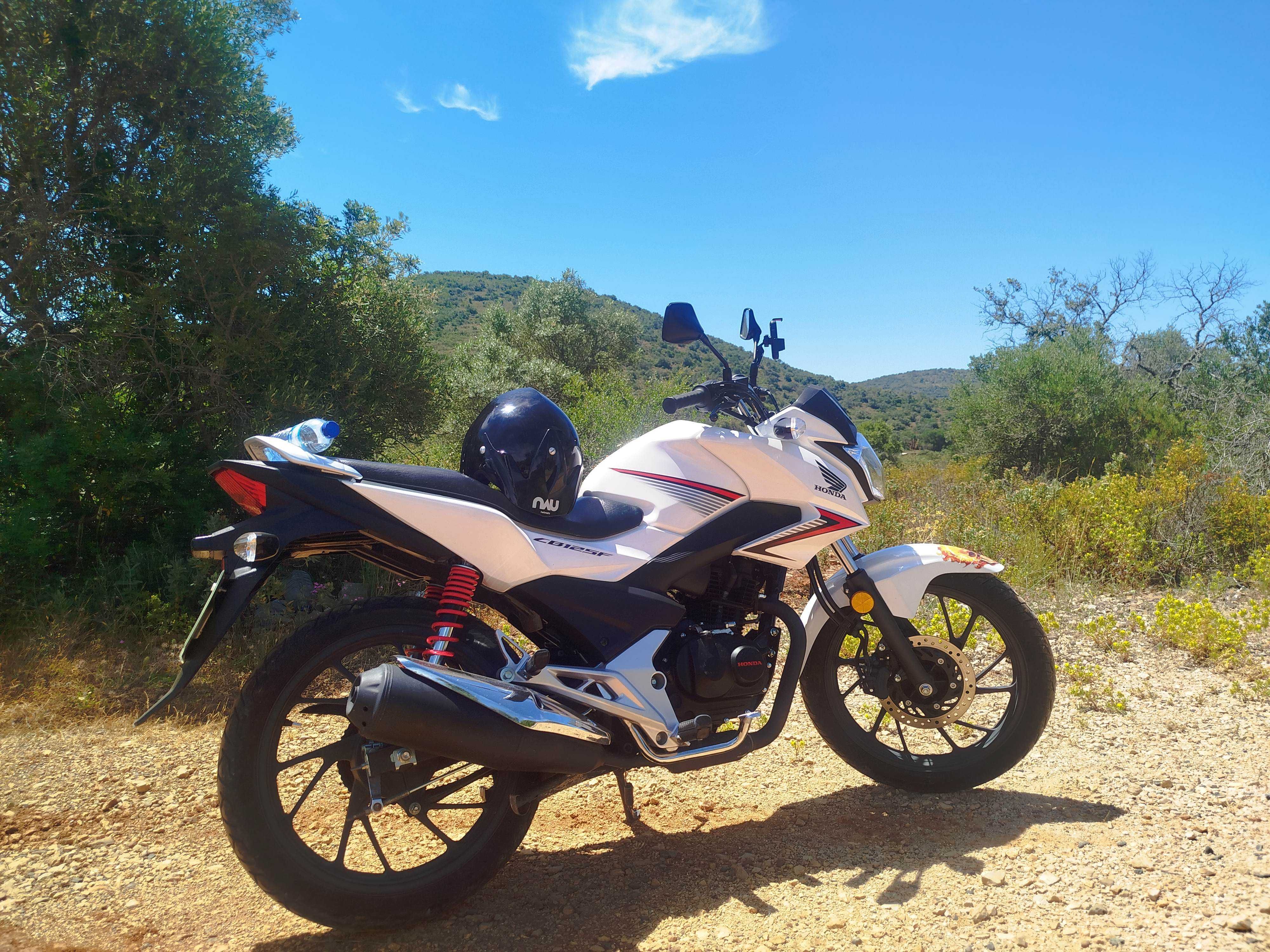 Honda CB 125 F como nova!